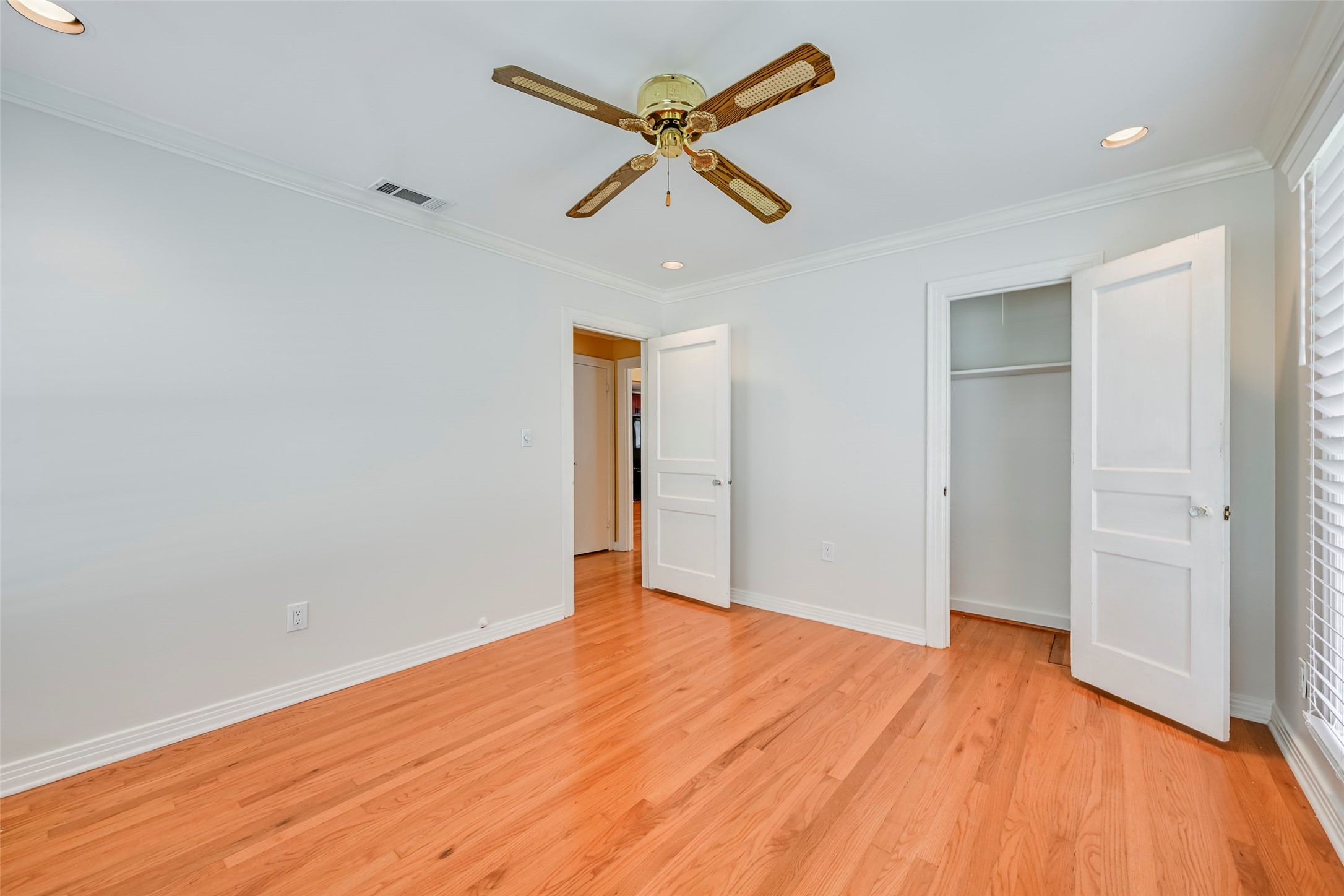 2819 Maple Springs Boulevard Dallas TX 75235