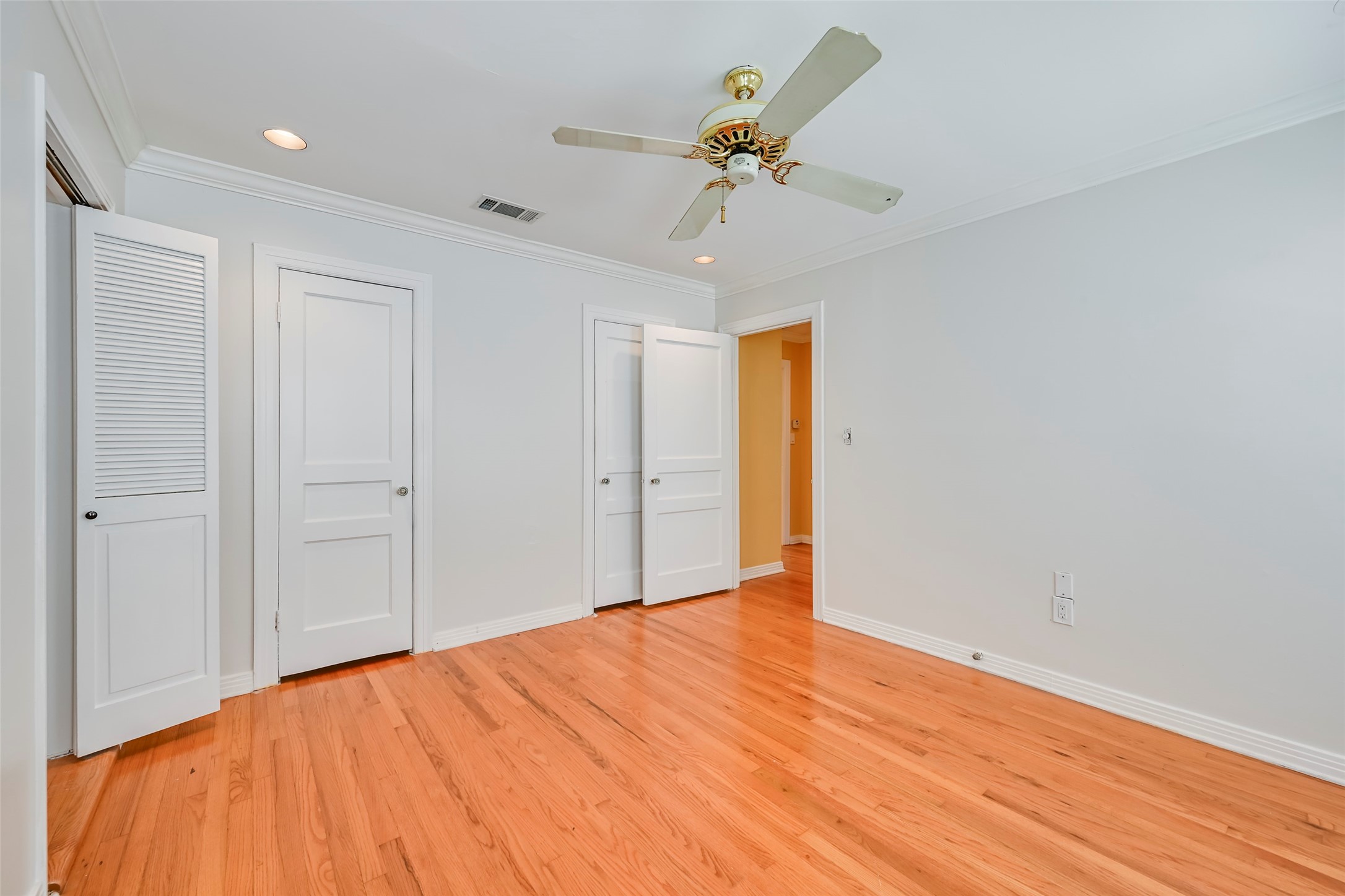 2819 Maple Springs Boulevard Dallas TX 75235