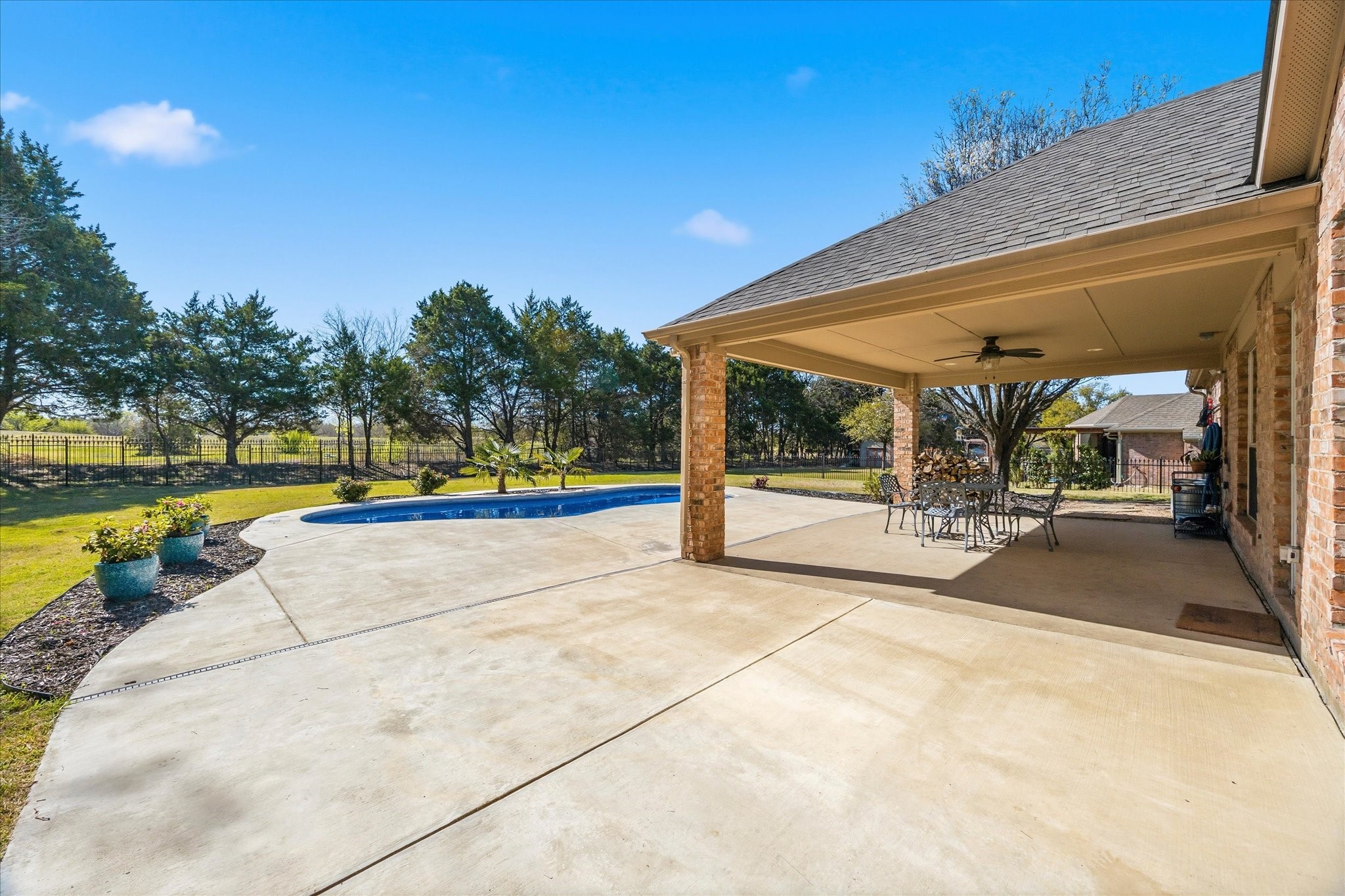 200 Stanford Court Heath TX 75032