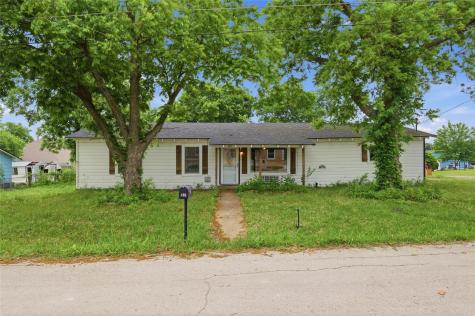 723 Clements Avenue Van Alstyne TX 75495