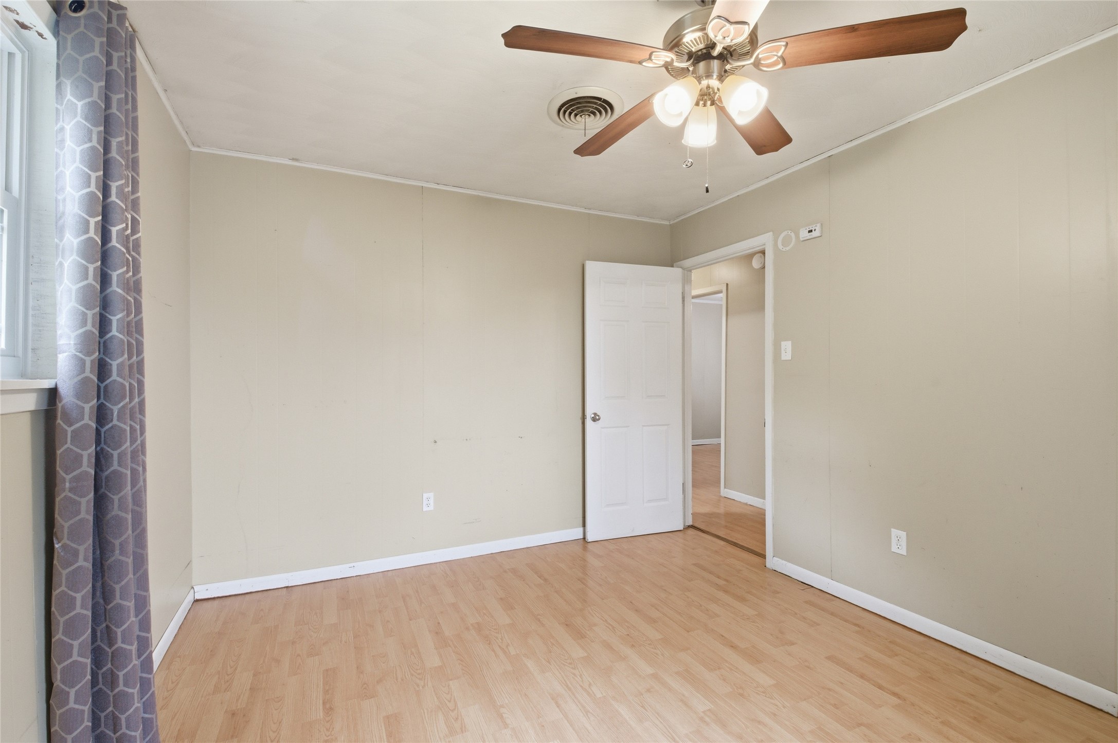 723 Clements Avenue Van Alstyne TX 75495