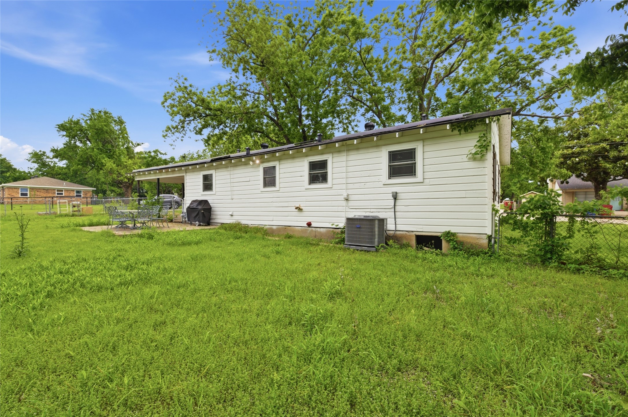 723 Clements Avenue Van Alstyne TX 75495