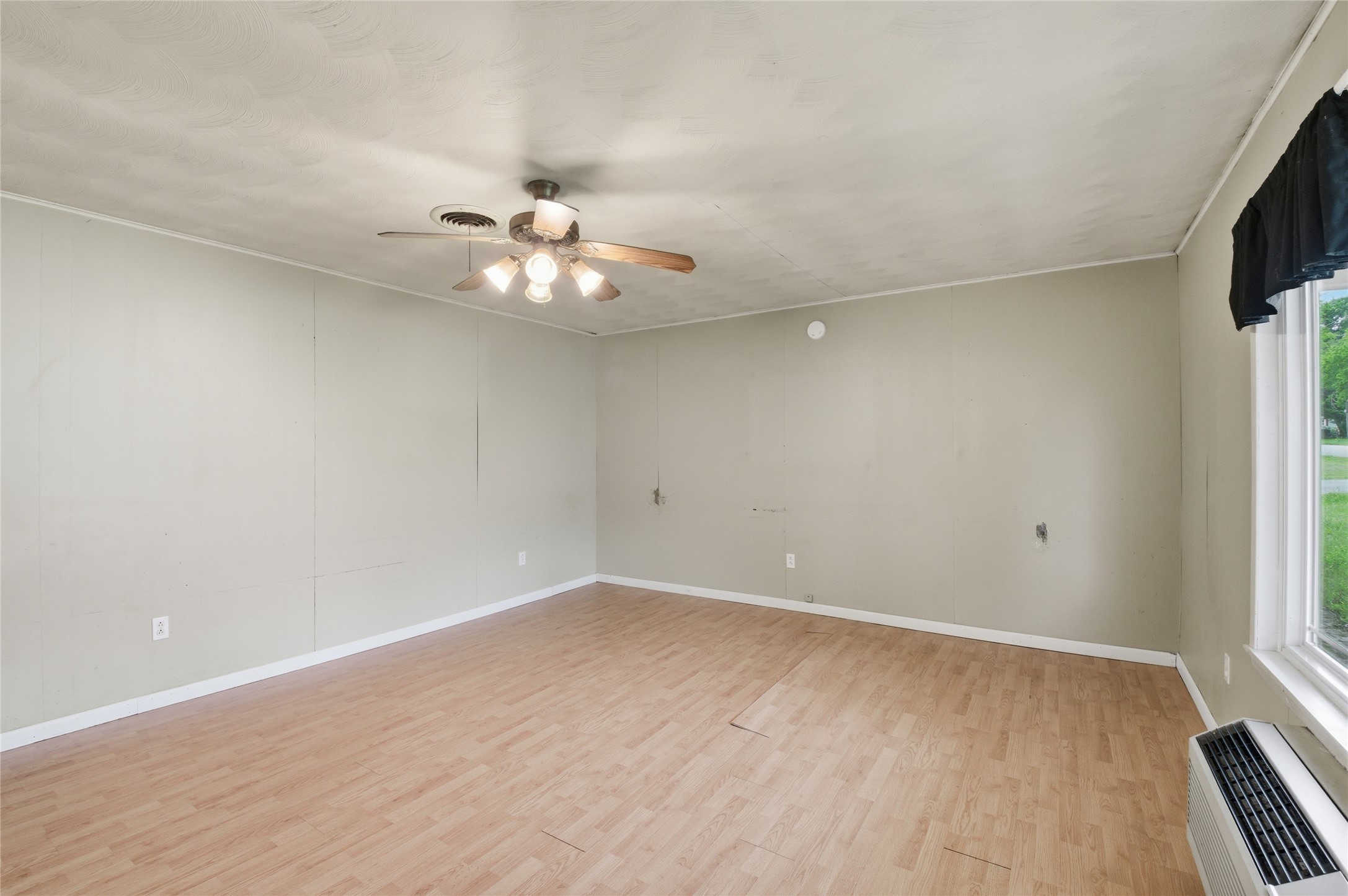 723 Clements Avenue Van Alstyne TX 75495
