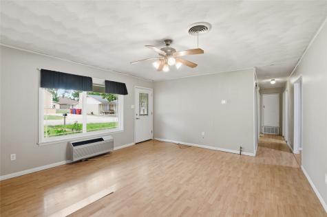 723 Clements Avenue Van Alstyne TX 75495