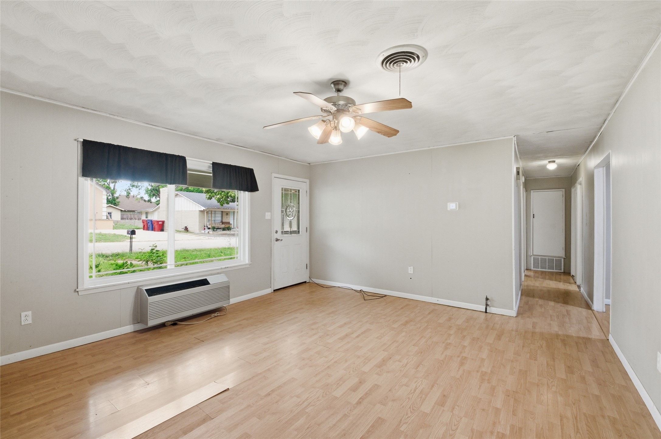 723 Clements Avenue Van Alstyne TX 75495
