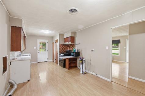 723 Clements Avenue Van Alstyne TX 75495