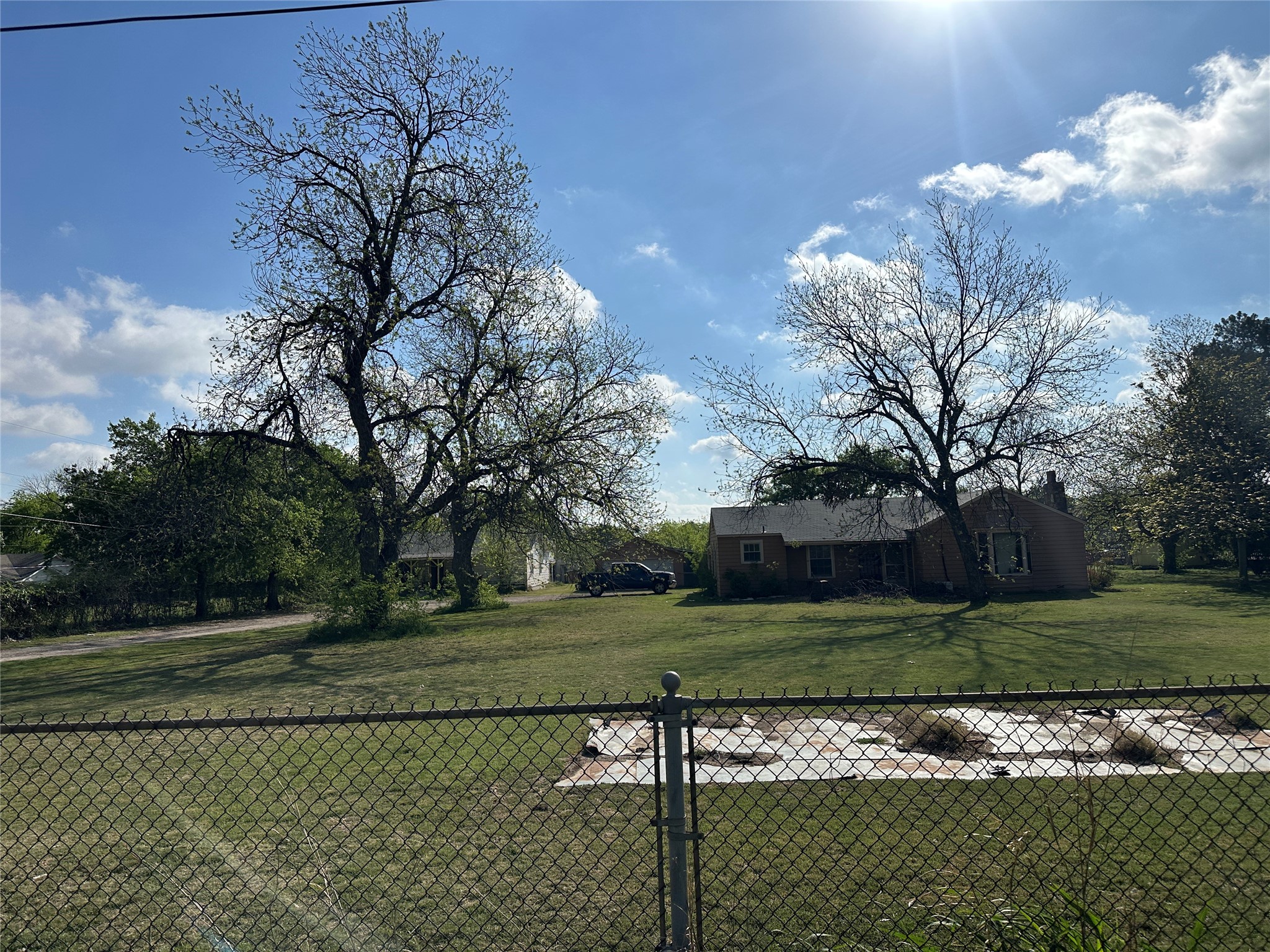 4912 Boat Club Road Fort Worth TX 76135