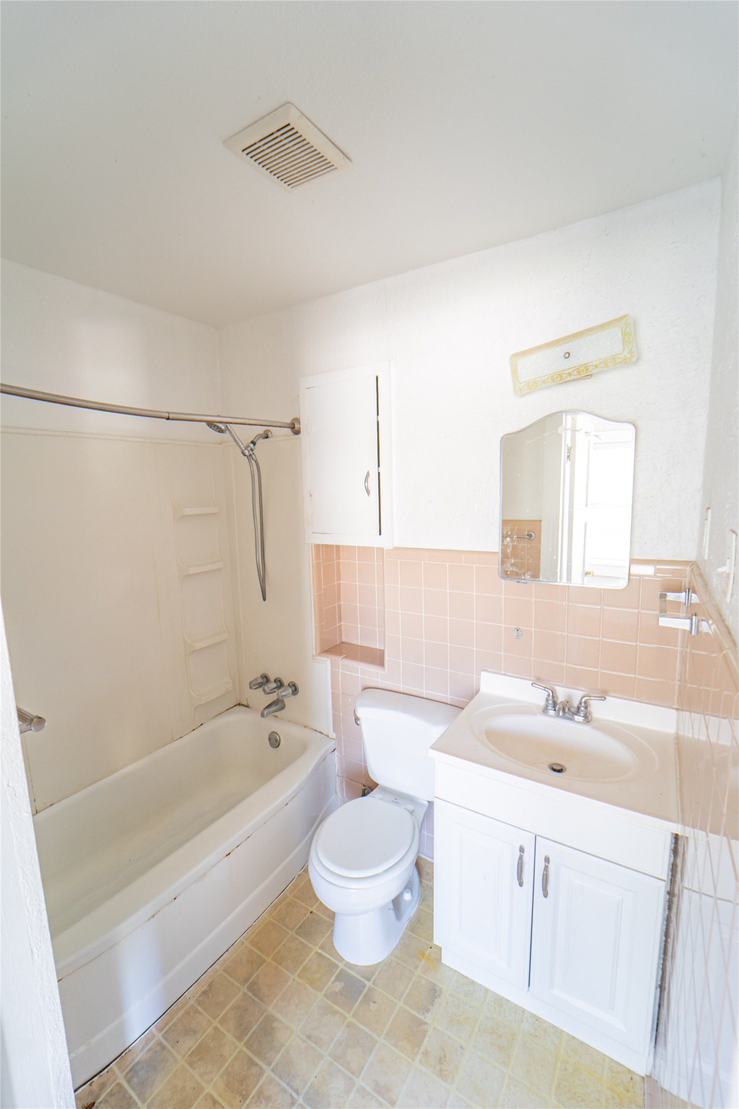 304 N Geneva Street Breckenridge TX 76424