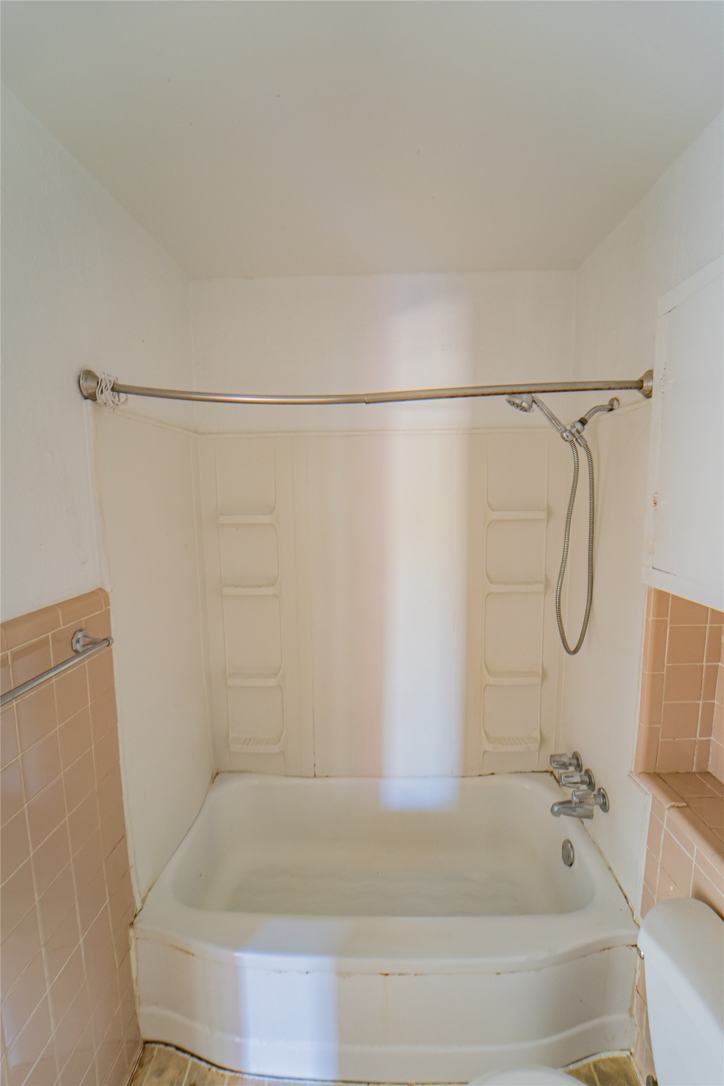 304 N Geneva Street Breckenridge TX 76424