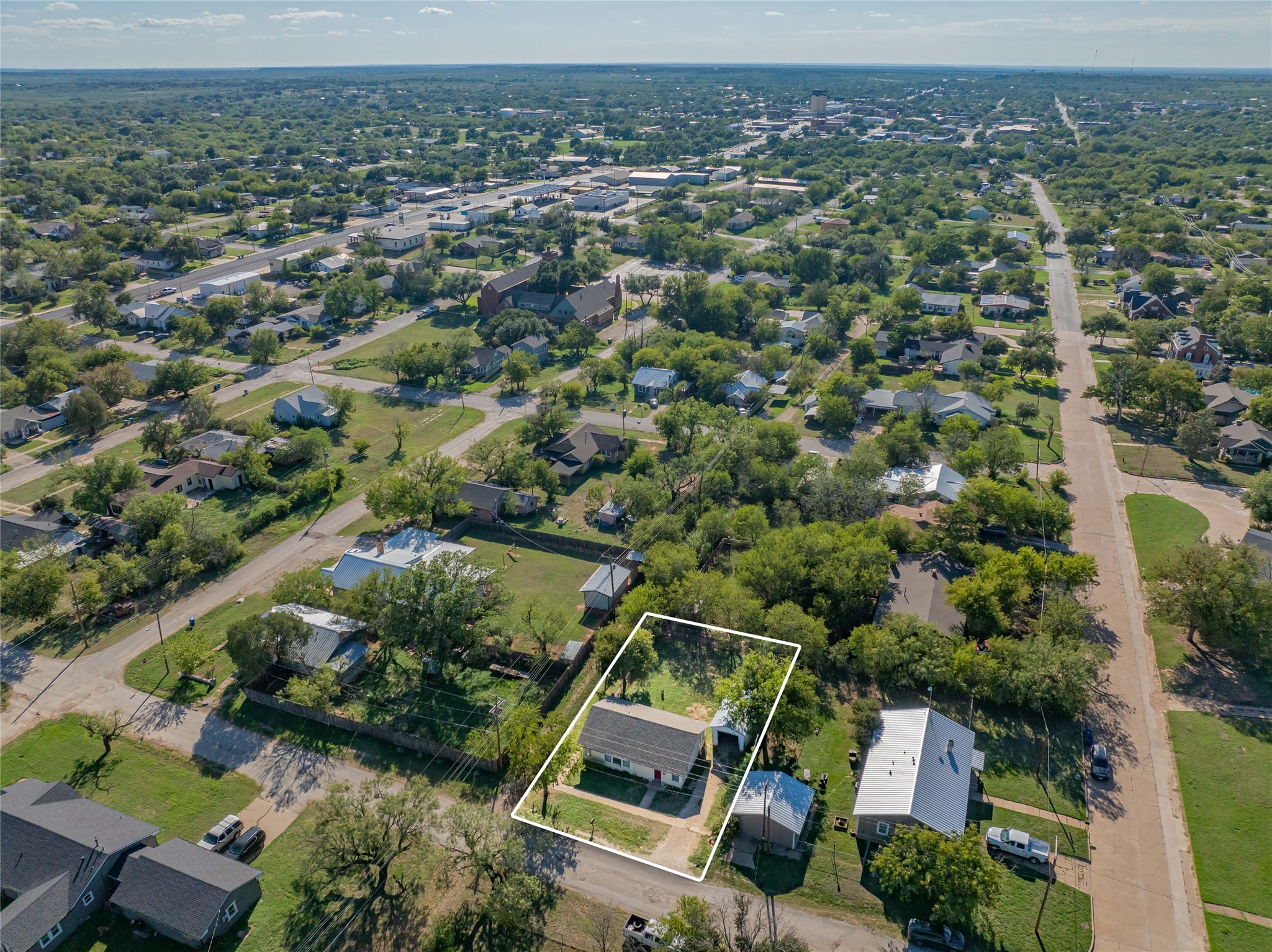 304 N Geneva Street Breckenridge TX 76424