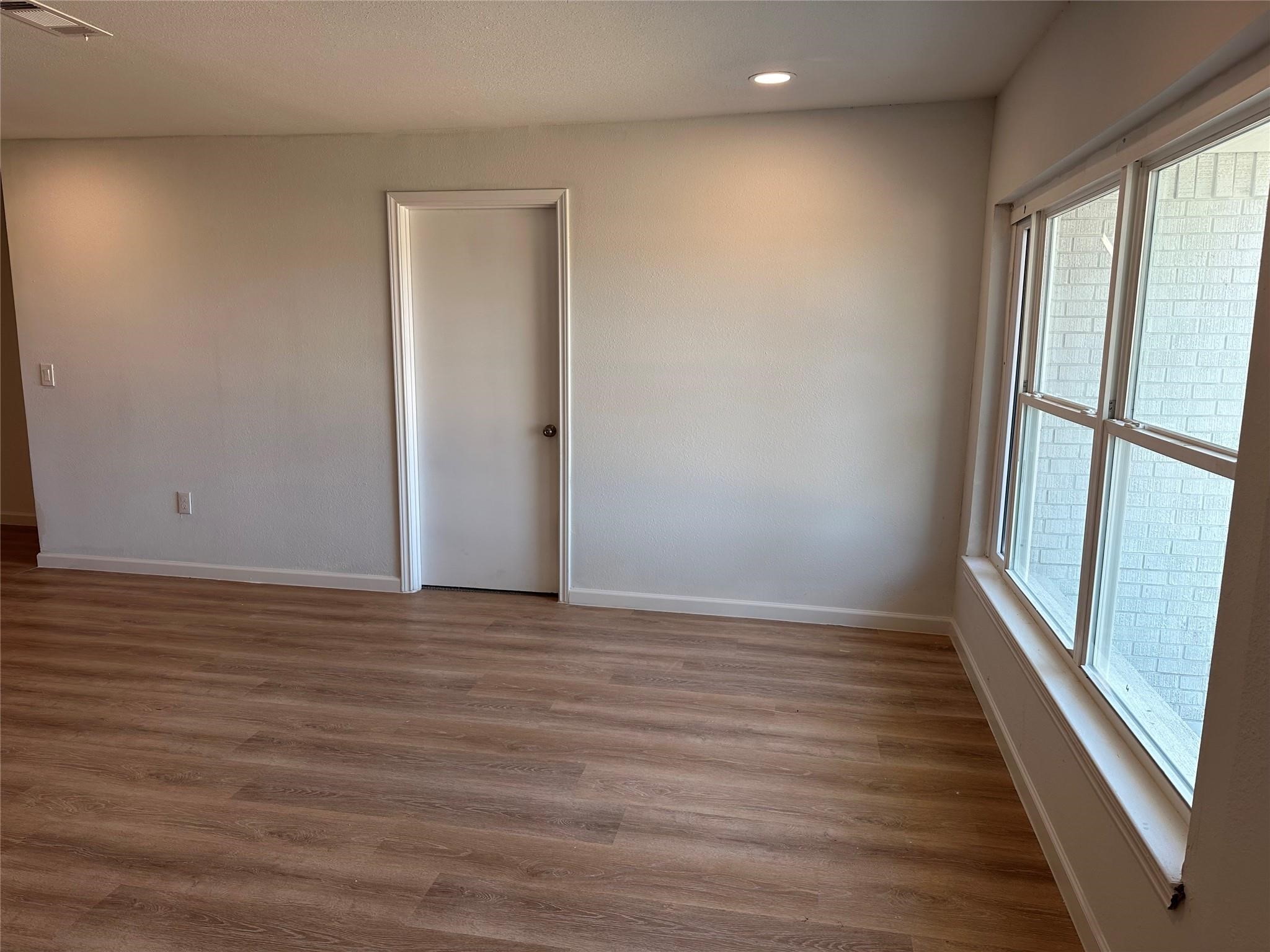 909 Jerry Mashek Drive West TX 76691
