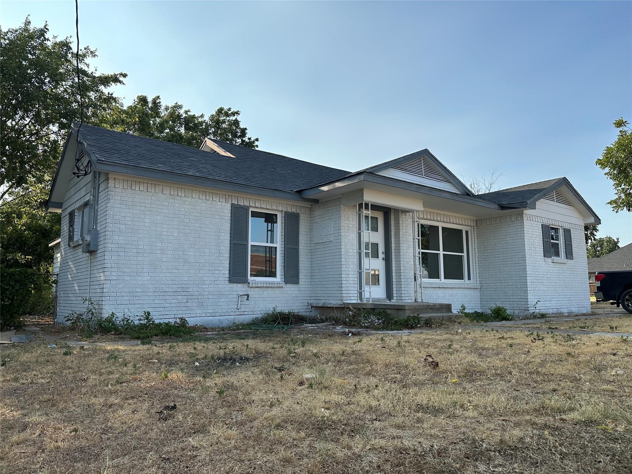 909 Jerry Mashek Drive West TX 76691