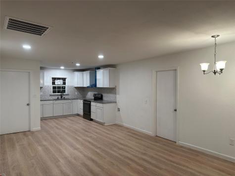 909 Jerry Mashek Drive West TX 76691