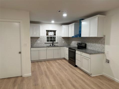 909 Jerry Mashek Drive West TX 76691