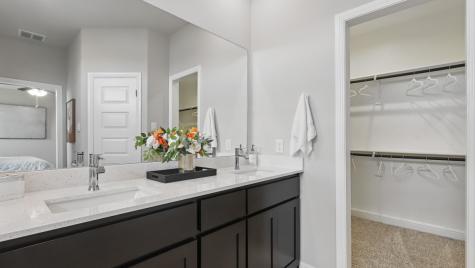 1911 Cherokee Lane Cleburne TX 76033