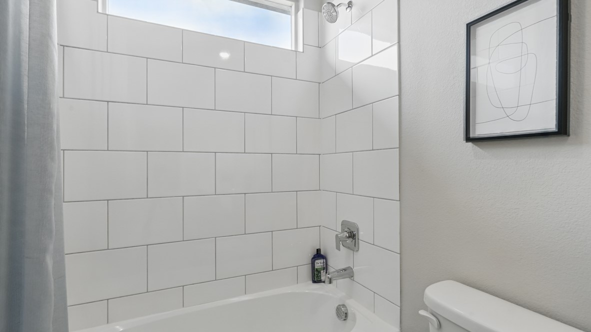 1911 Cherokee Lane Cleburne TX 76033