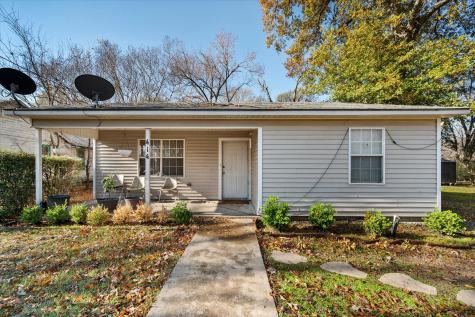 414 N Benton Street Corsicana TX 75110