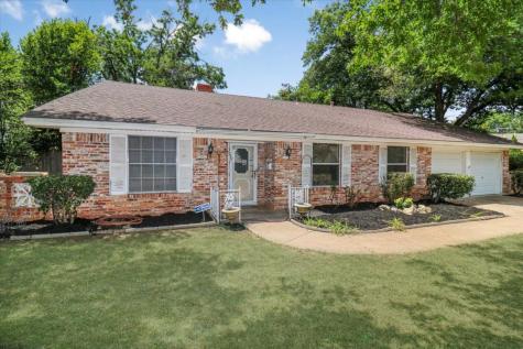 812 Lake Charles Avenue Fort Worth TX 76103