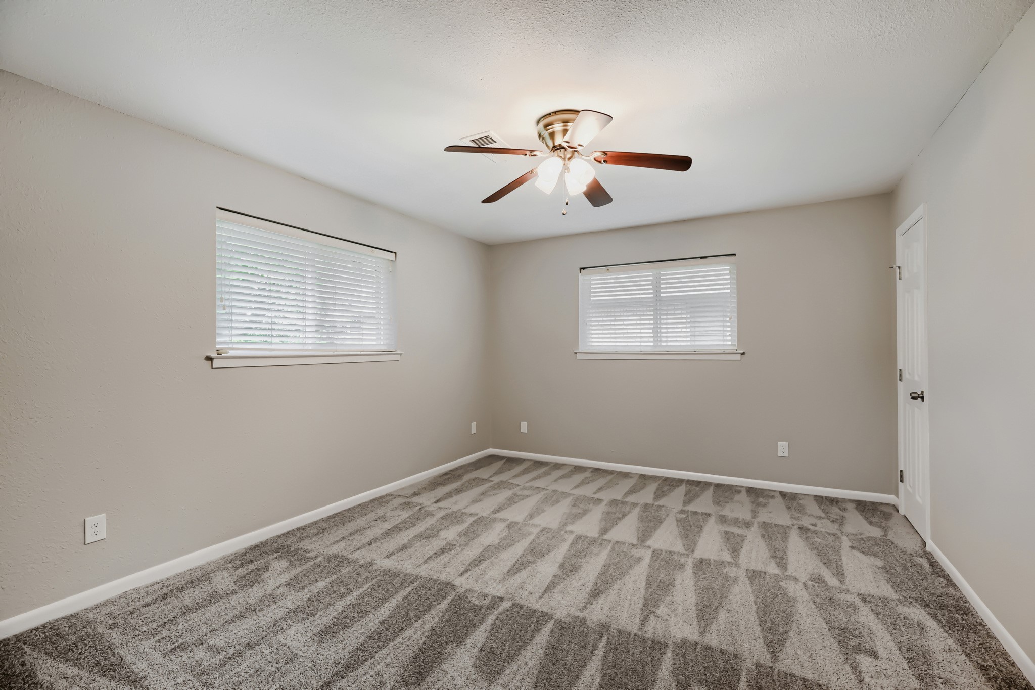 6946 Hunnicut Place Dallas TX 75227