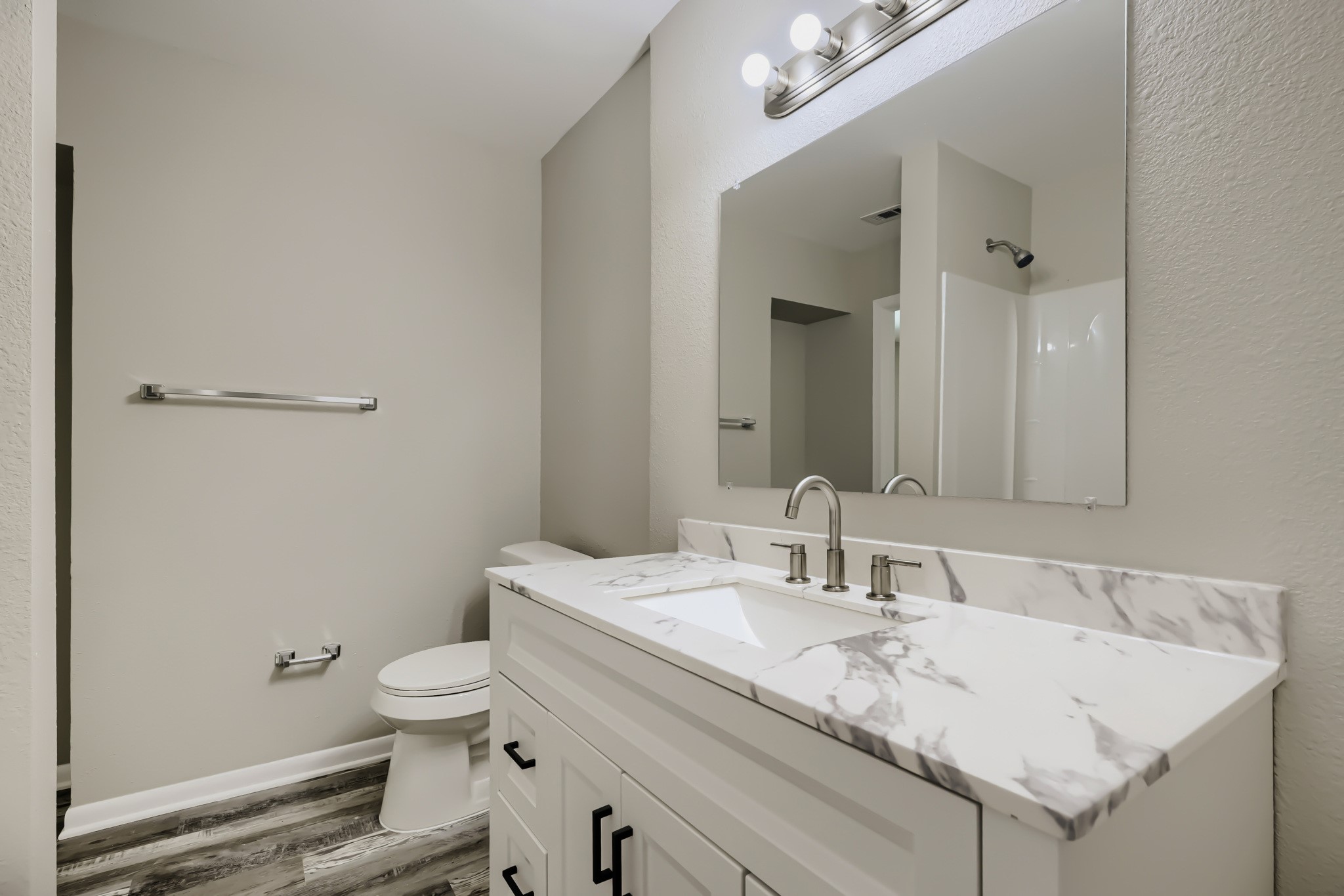 6946 Hunnicut Place Dallas TX 75227