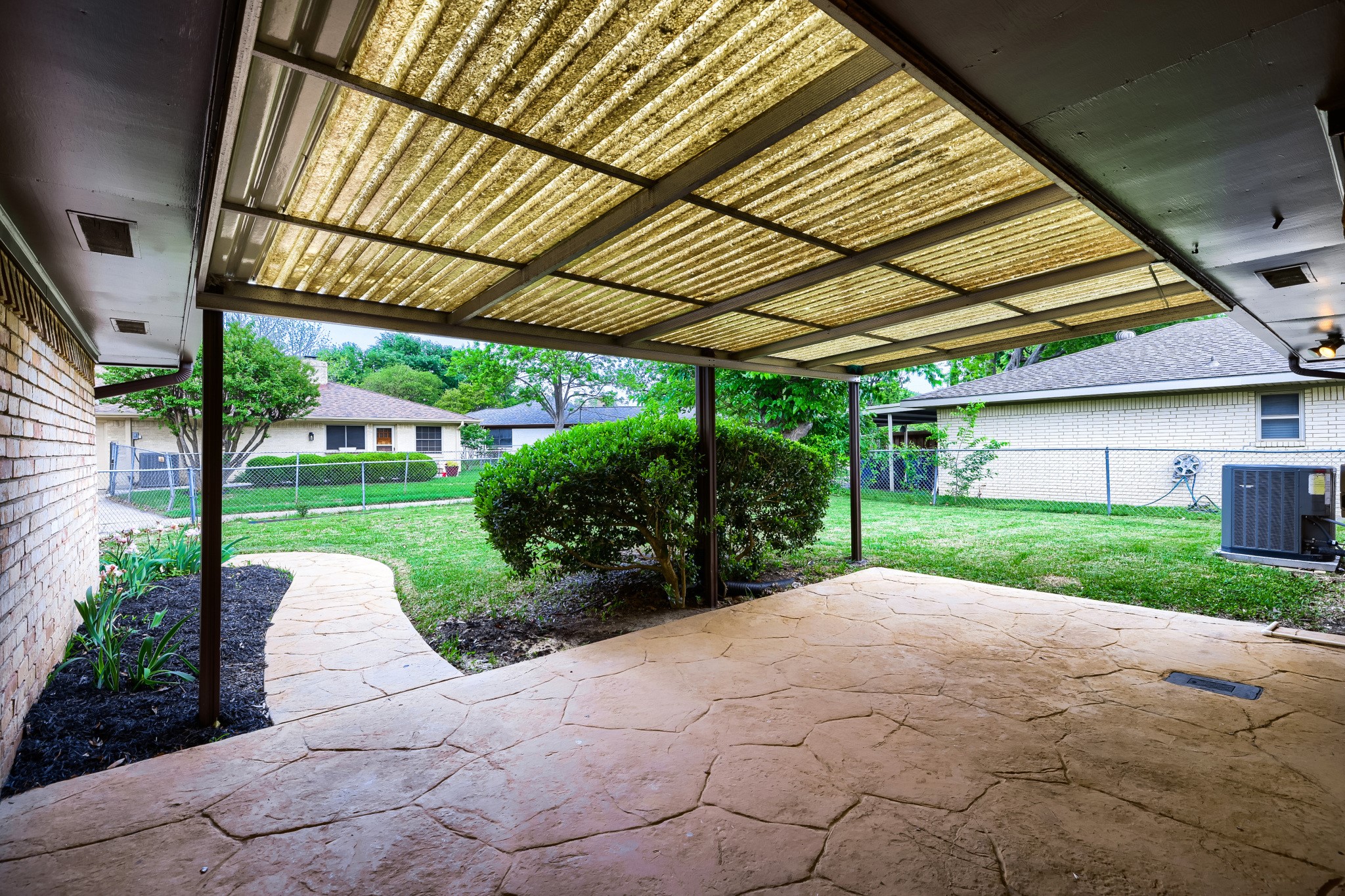 6946 Hunnicut Place Dallas TX 75227