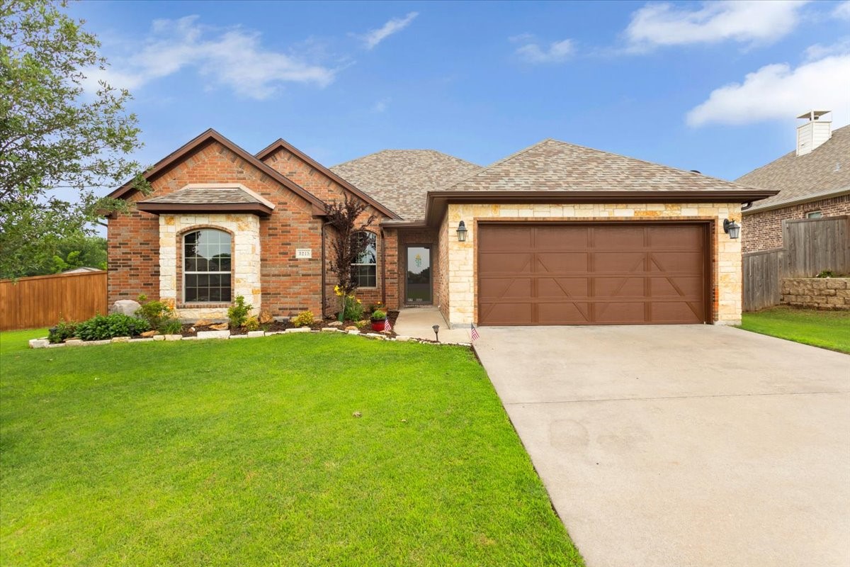 3215 Lexington Drive Sherman TX 75092