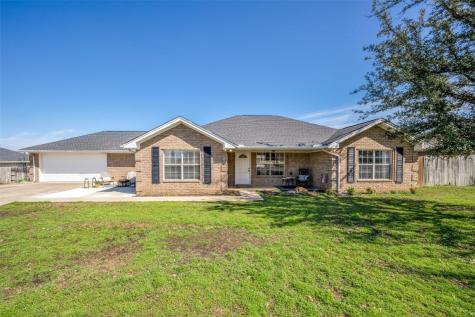 611 Grand Oaks Court Alvord TX 76225