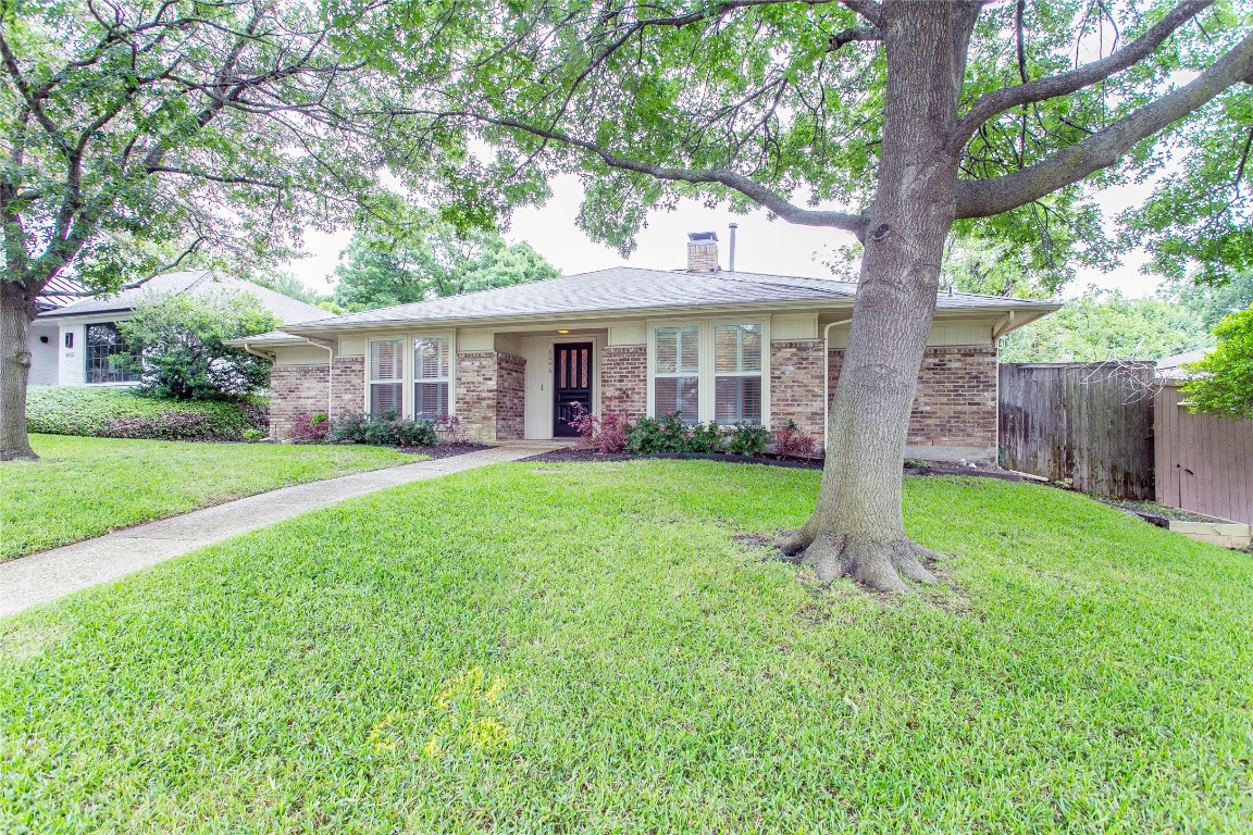 8046 Moss Meadows Drive Dallas TX 75231
