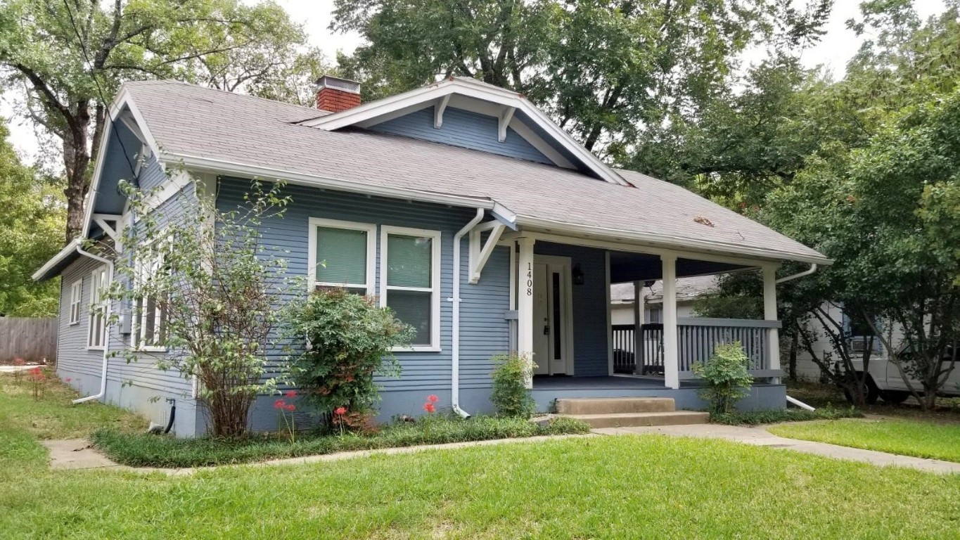 1408 Church Street Commerce TX 75428