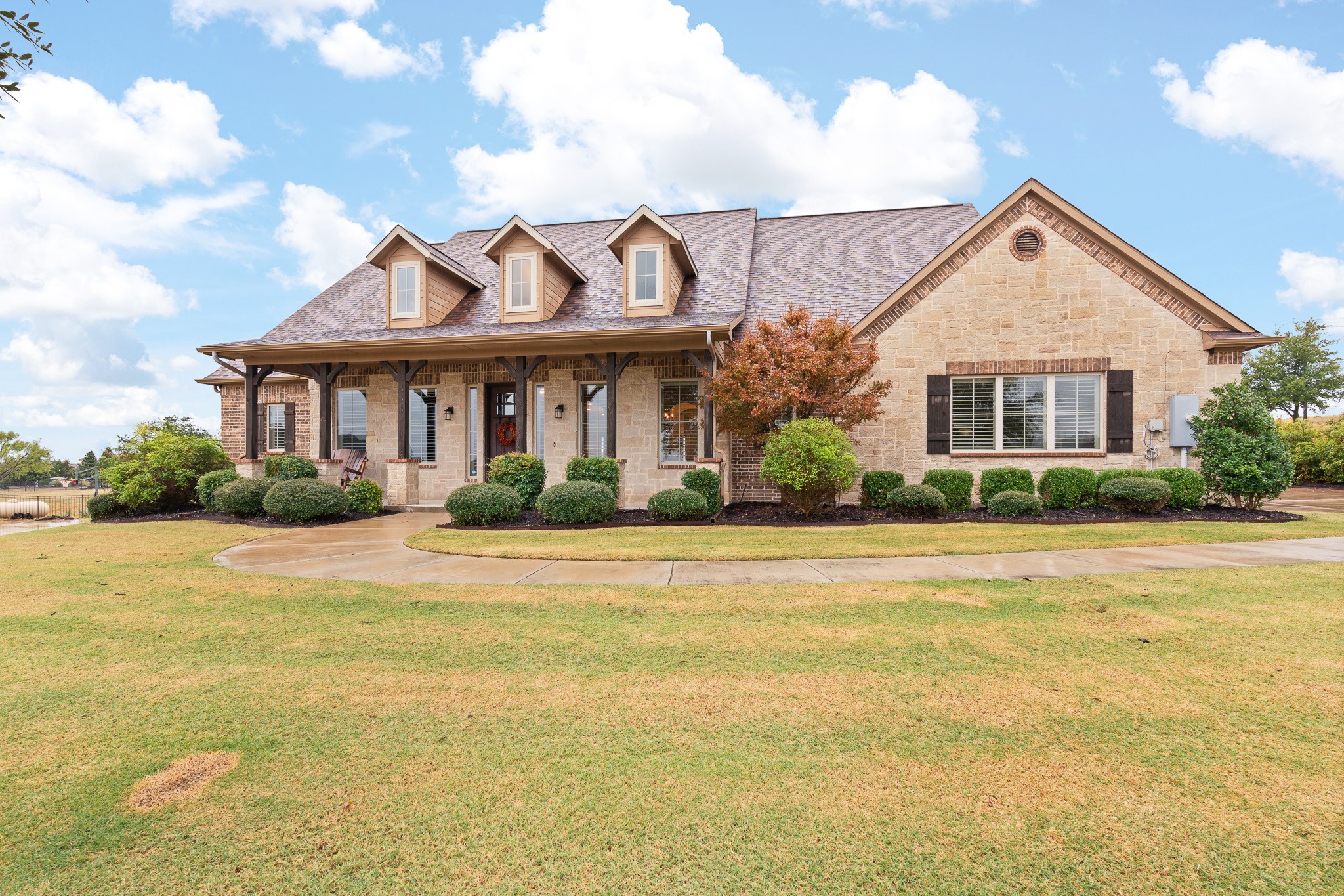 220 Bearclaw Circle Aledo TX 76008