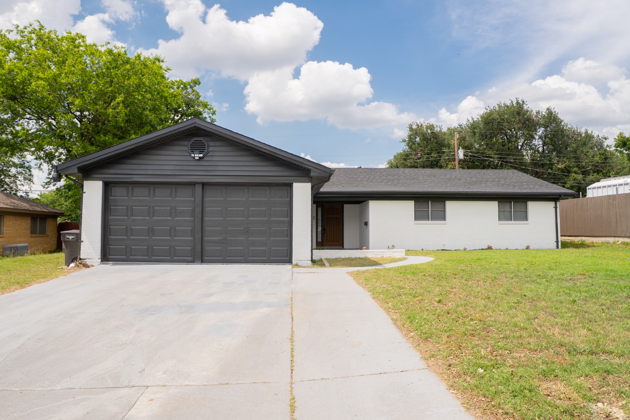 228 Hallbrook Drive Fort Worth TX 76134