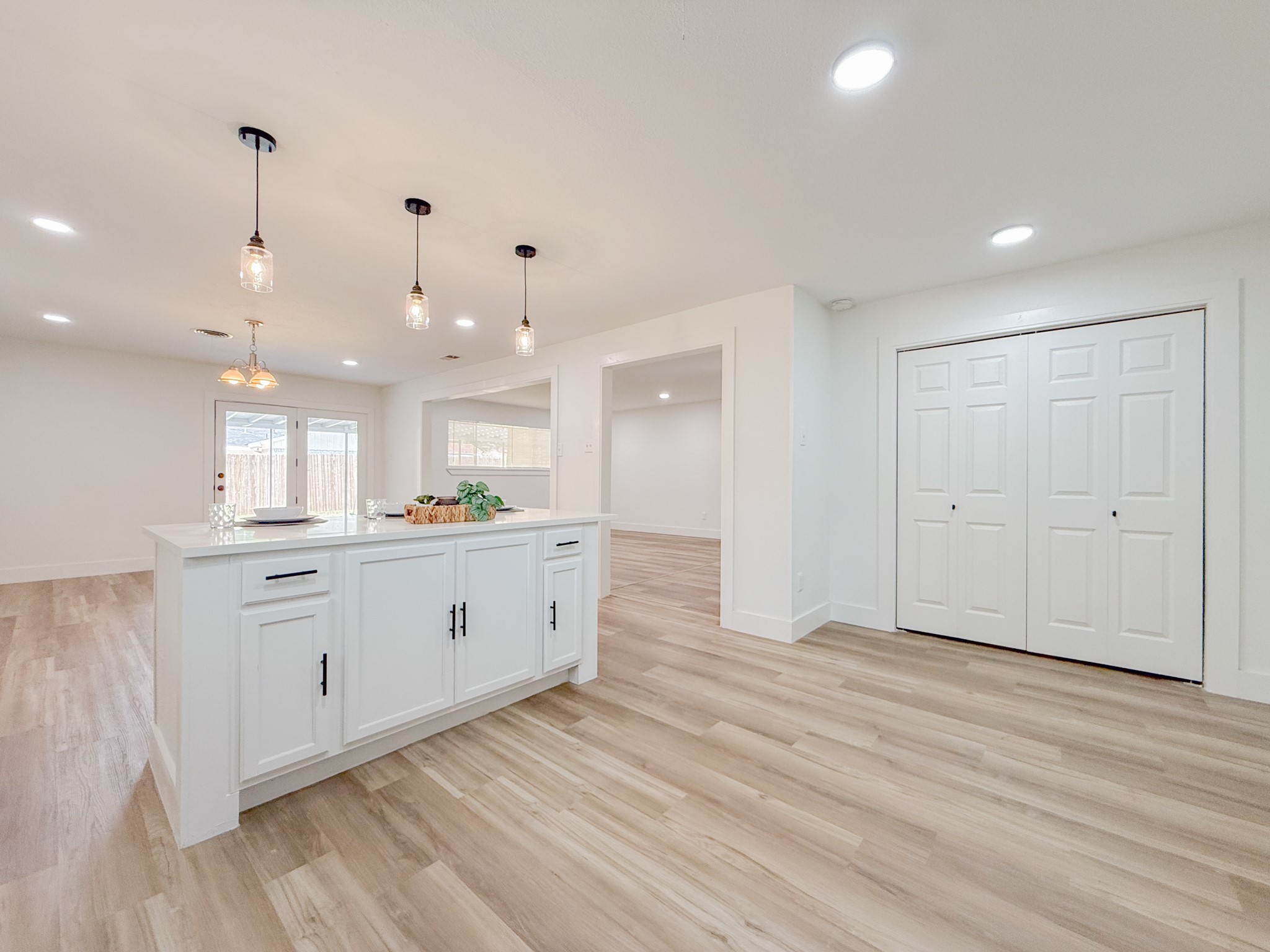 228 Hallbrook Drive Fort Worth TX 76134