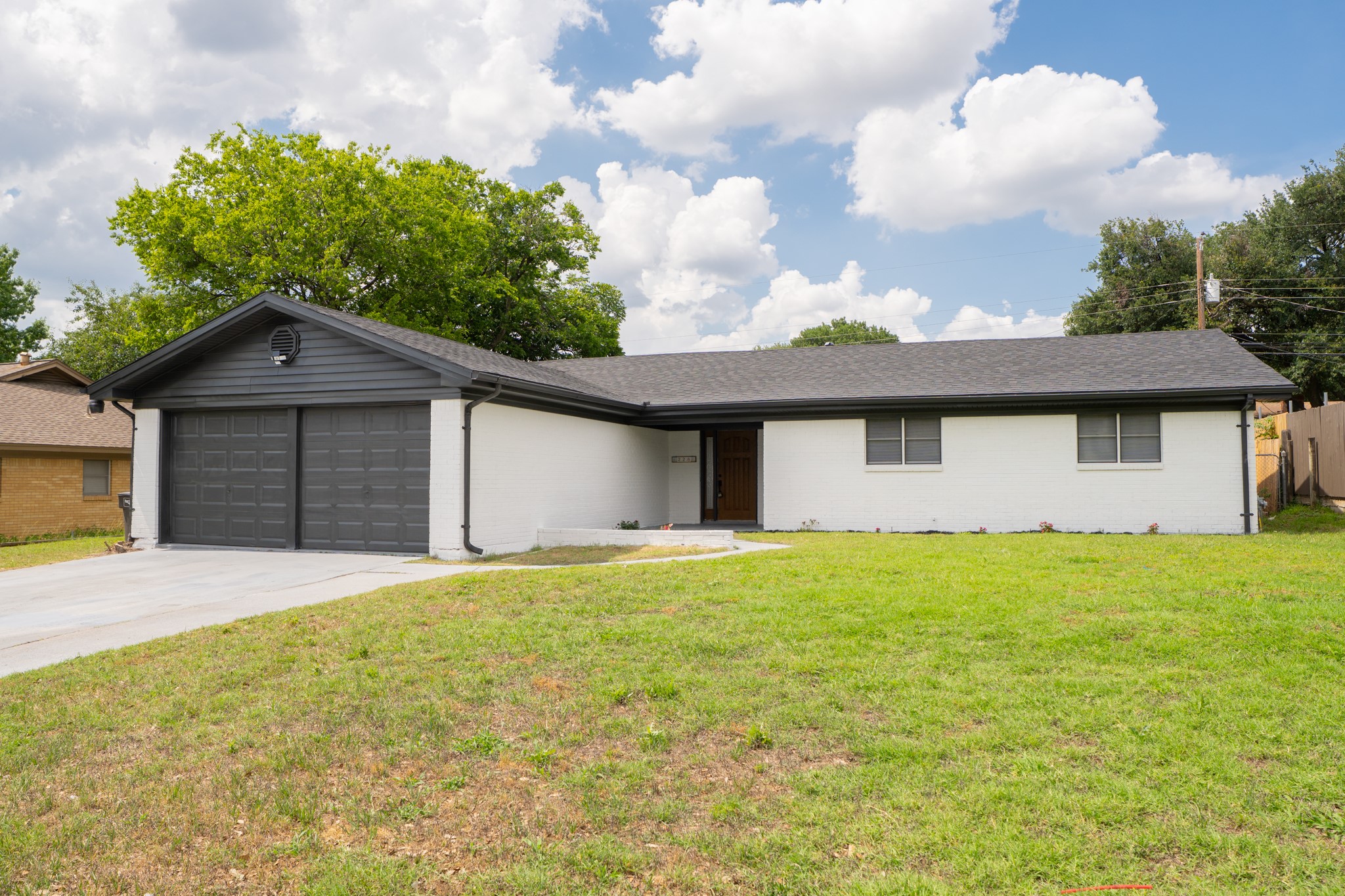 228 Hallbrook Drive Fort Worth TX 76134