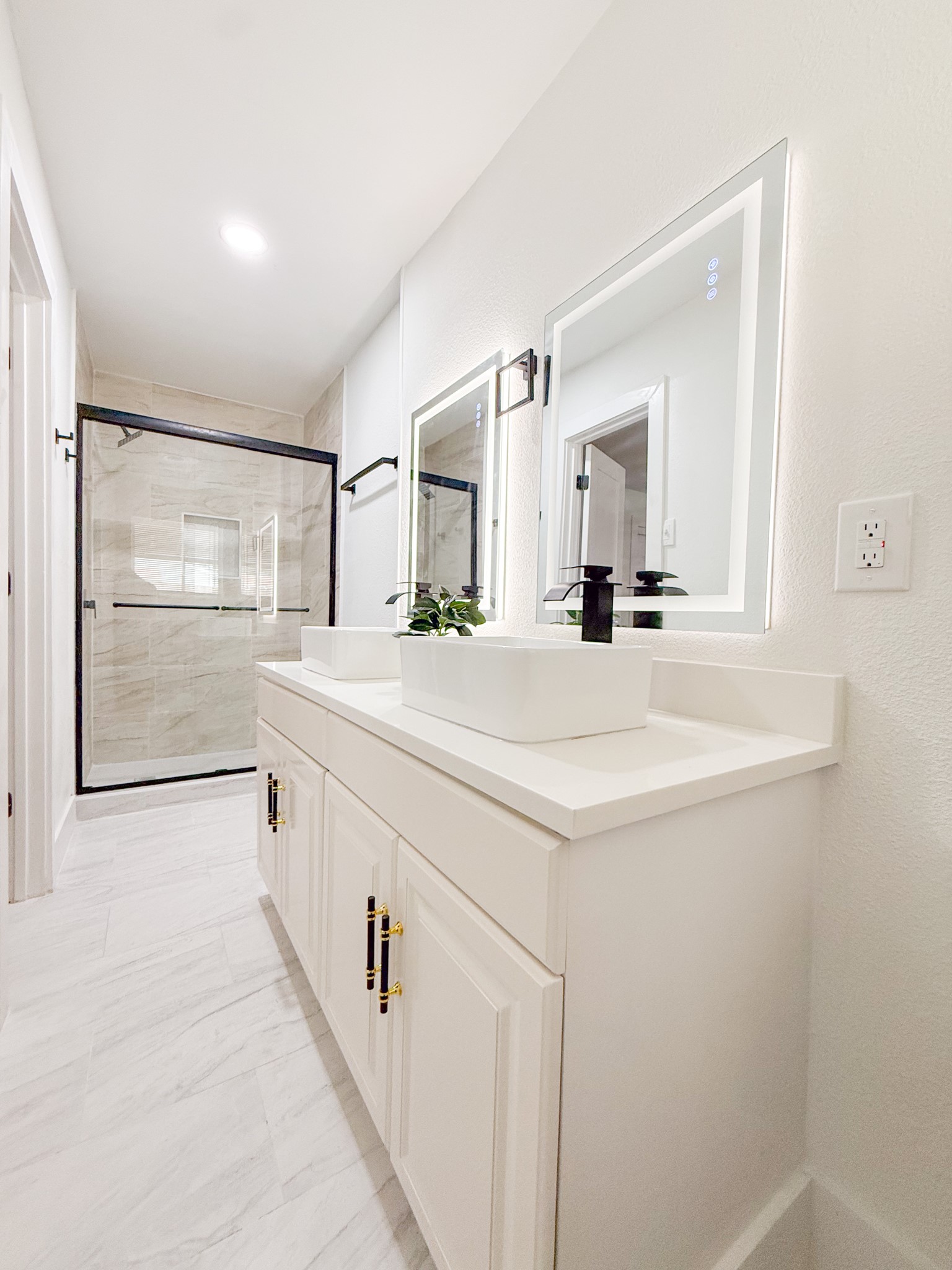 228 Hallbrook Drive Fort Worth TX 76134