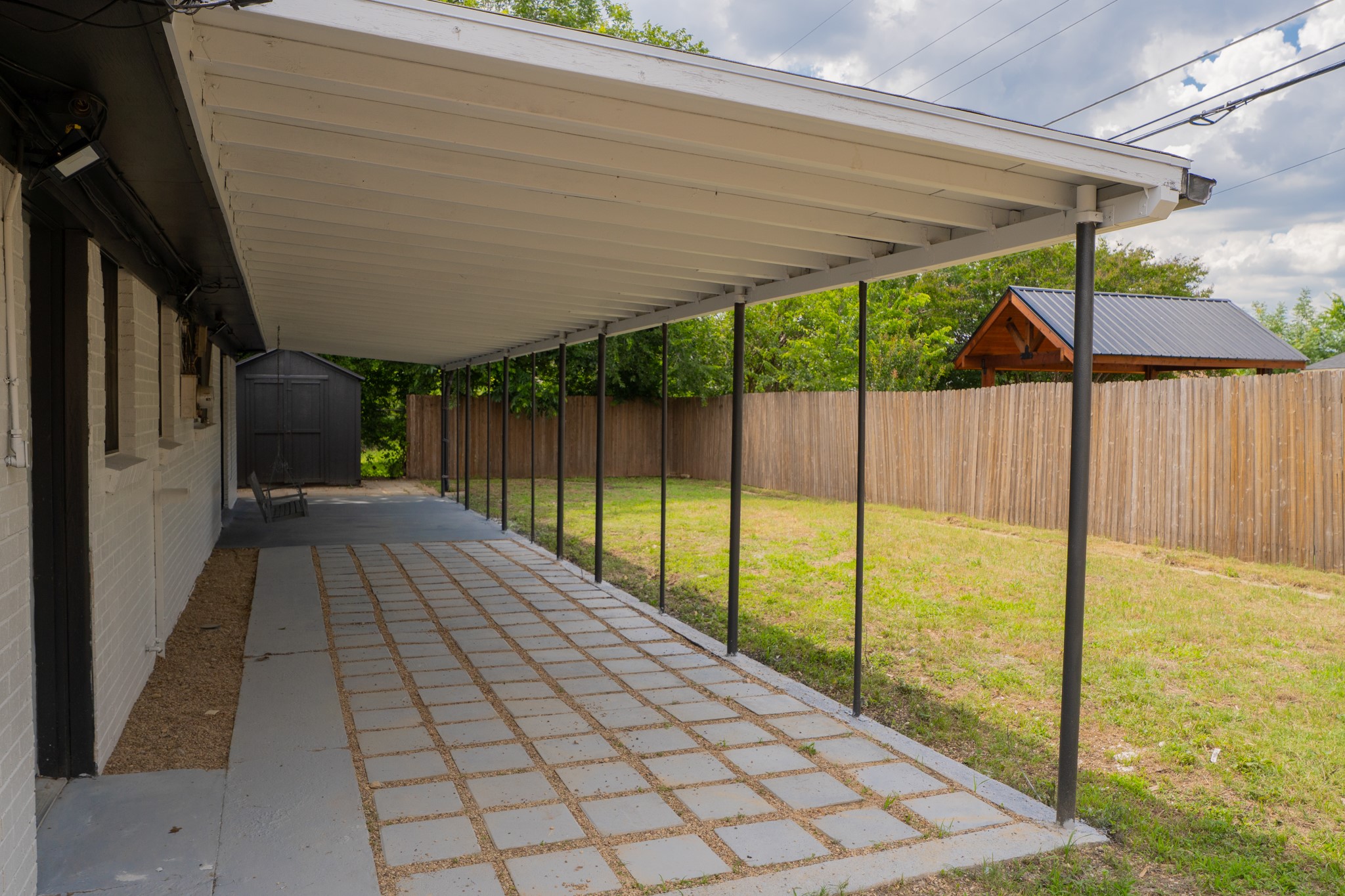 228 Hallbrook Drive Fort Worth TX 76134