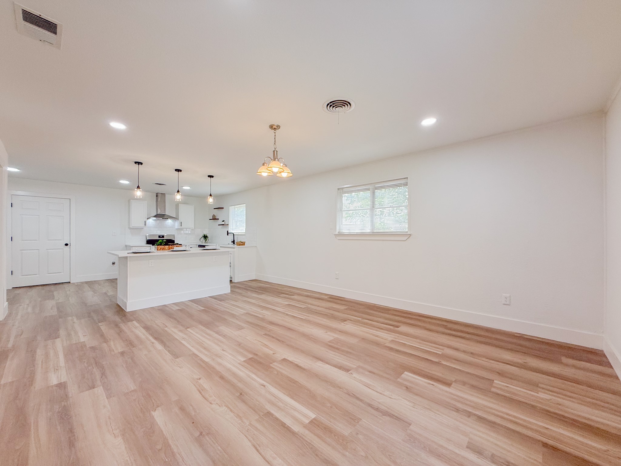228 Hallbrook Drive Fort Worth TX 76134
