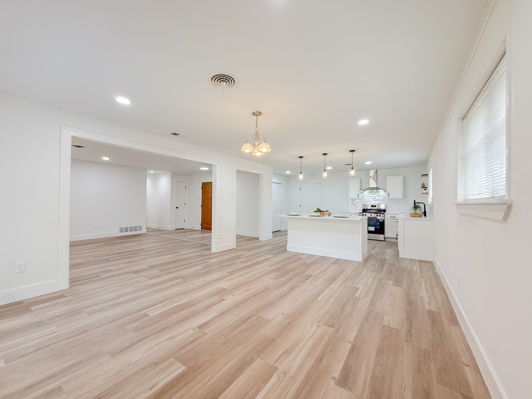 228 Hallbrook Drive Fort Worth TX 76134