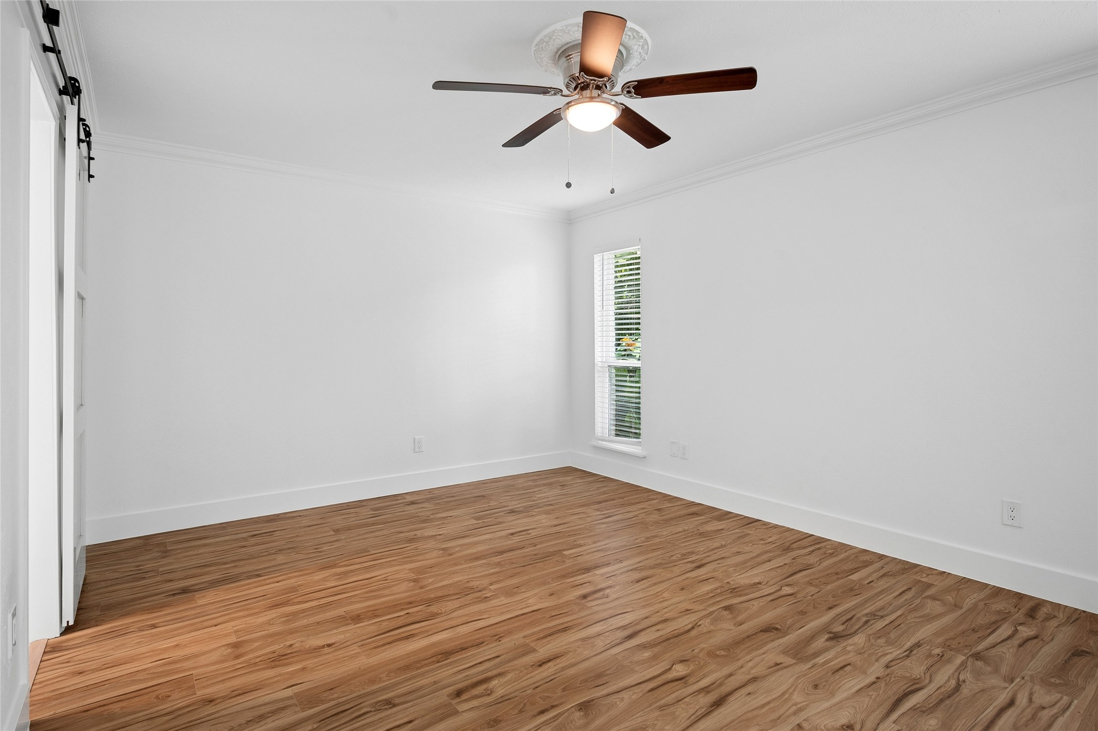 15515 Leavalley Circle Dallas TX 75248