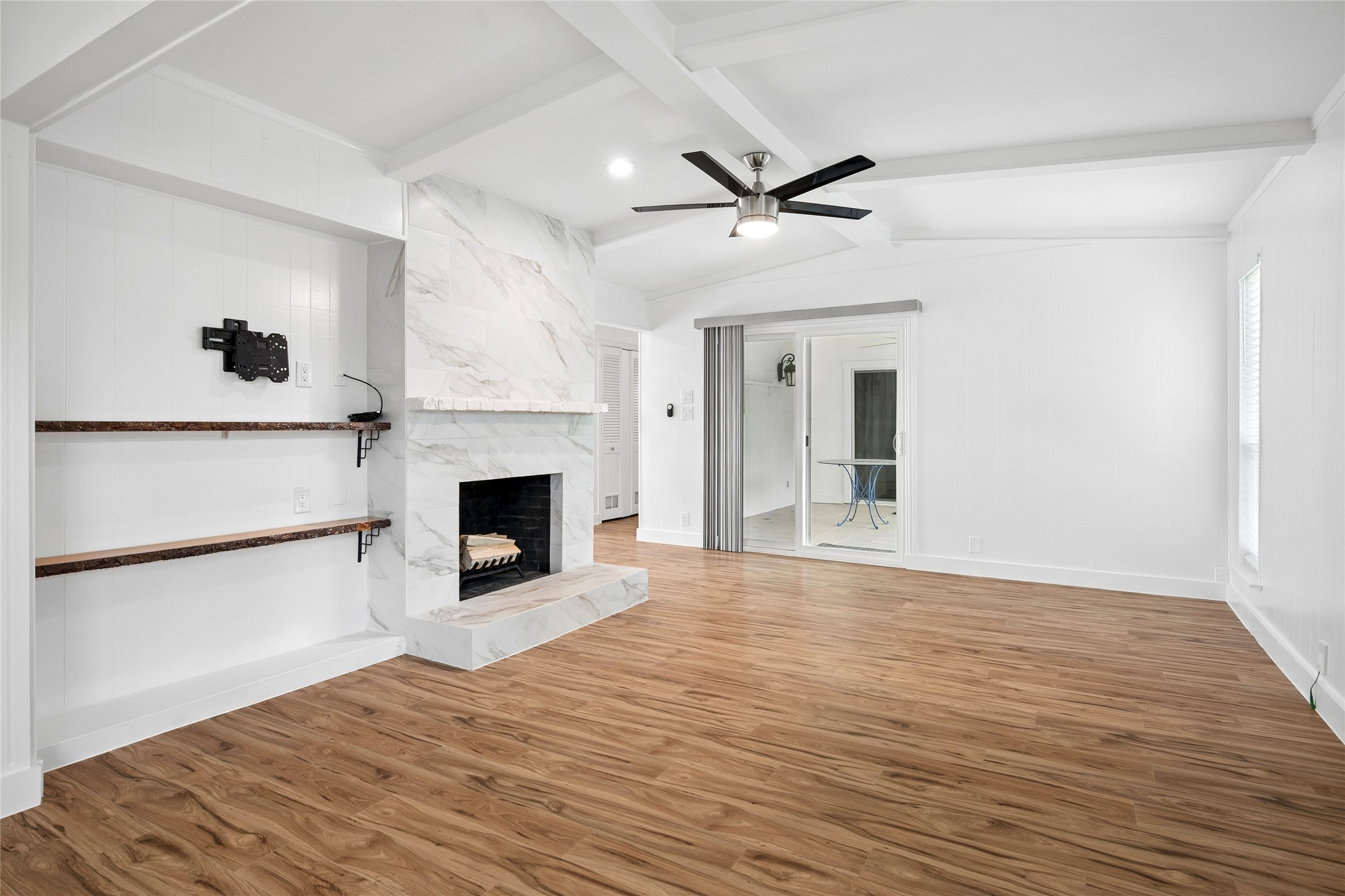 15515 Leavalley Circle Dallas TX 75248