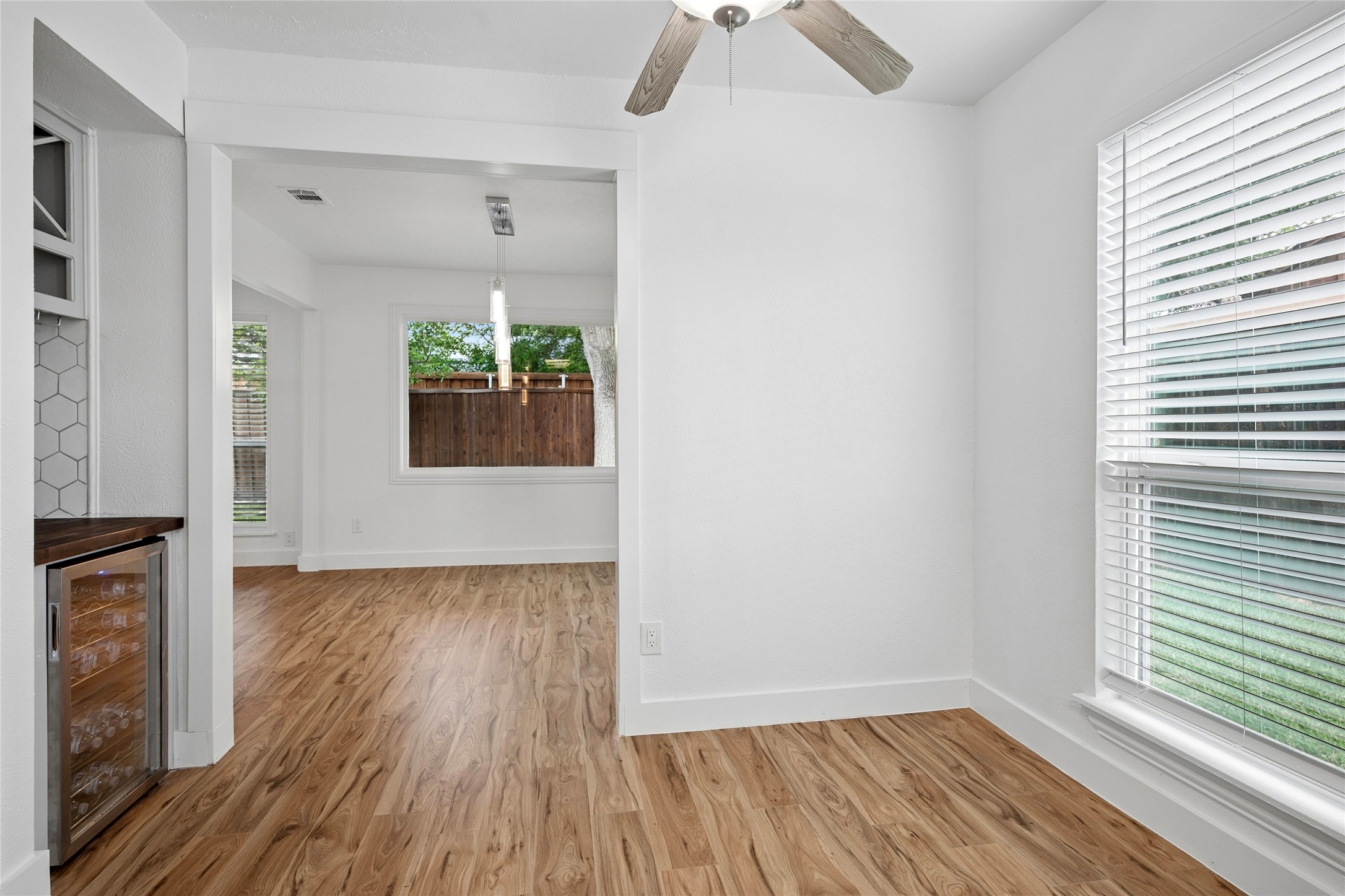15515 Leavalley Circle Dallas TX 75248