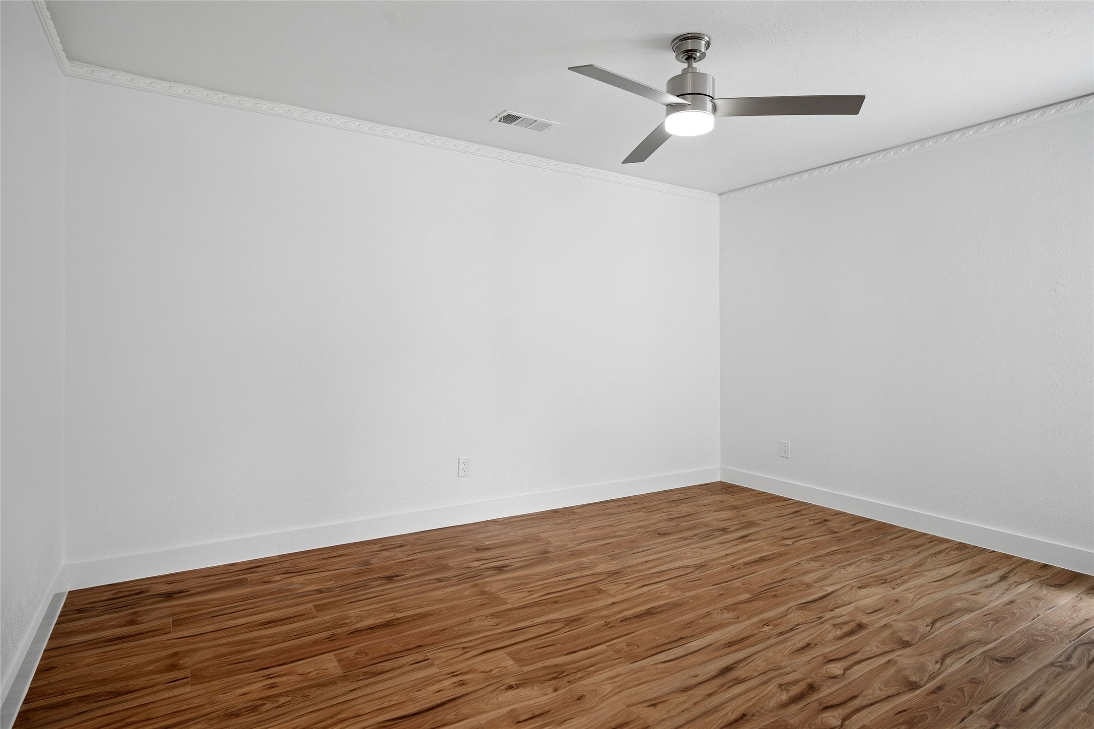 15515 Leavalley Circle Dallas TX 75248