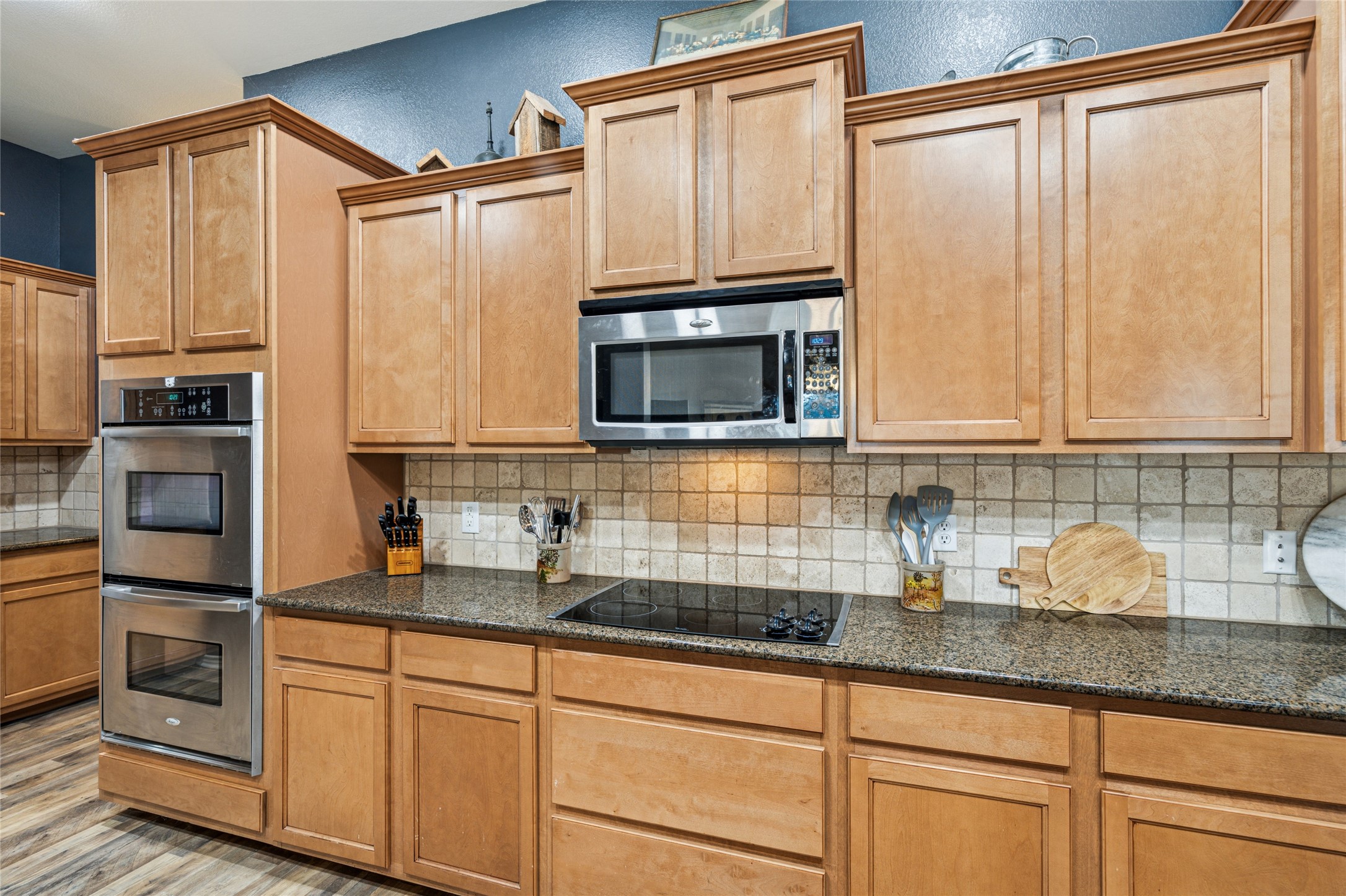 1220 Clairemont Lane Burleson TX 76028
