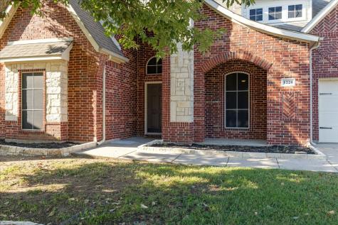 1220 Clairemont Lane Burleson TX 76028