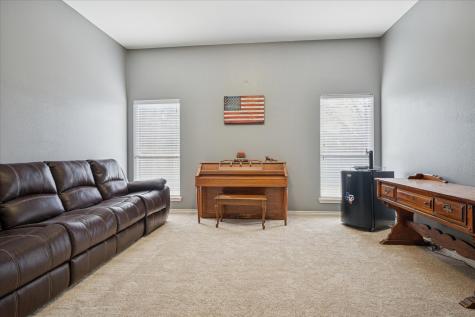 1220 Clairemont Lane Burleson TX 76028