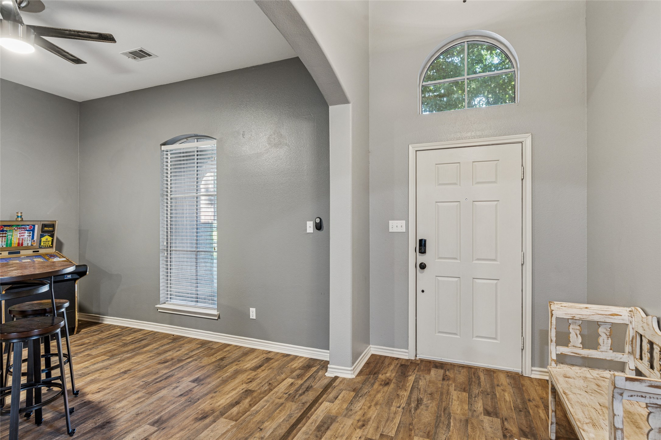 1220 Clairemont Lane Burleson TX 76028