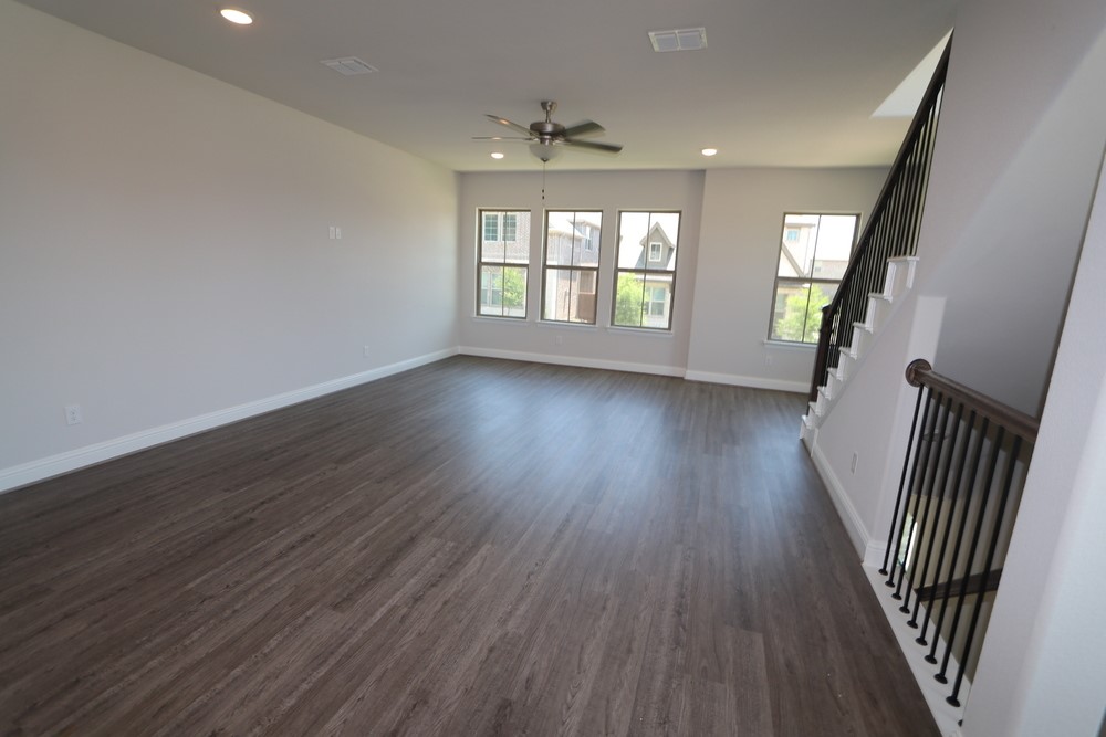 833 Tennessee Drive Euless TX 76040
