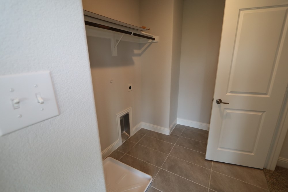 833 Tennessee Drive Euless TX 76040