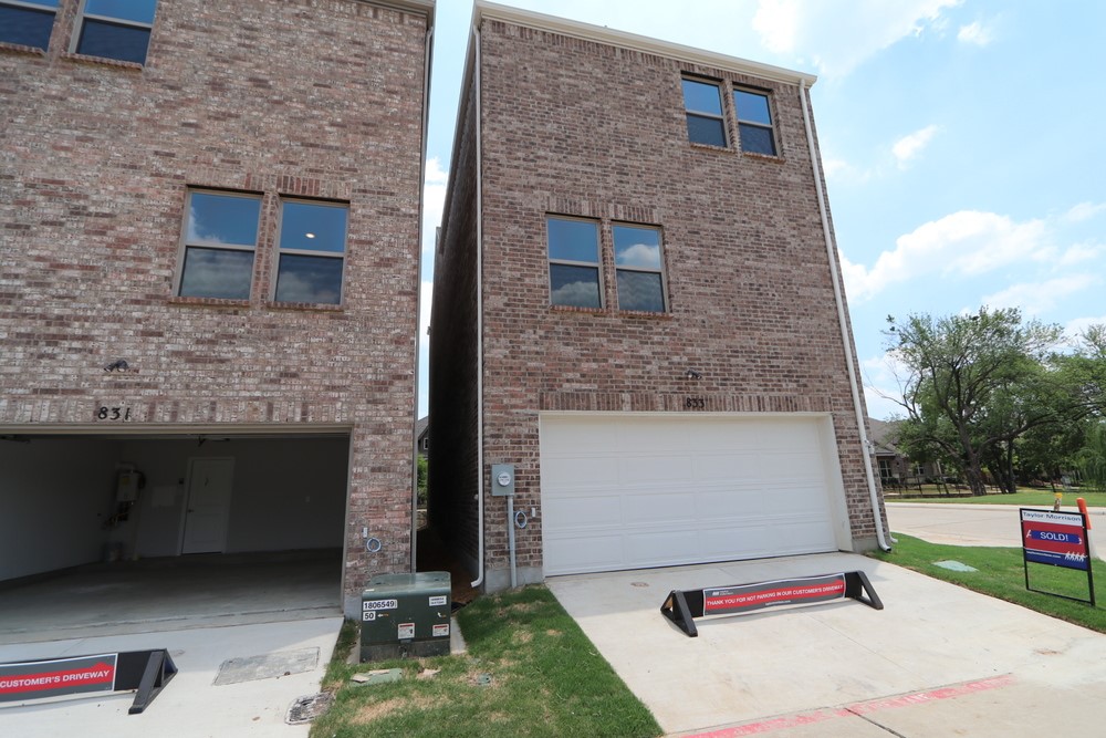 833 Tennessee Drive Euless TX 76040
