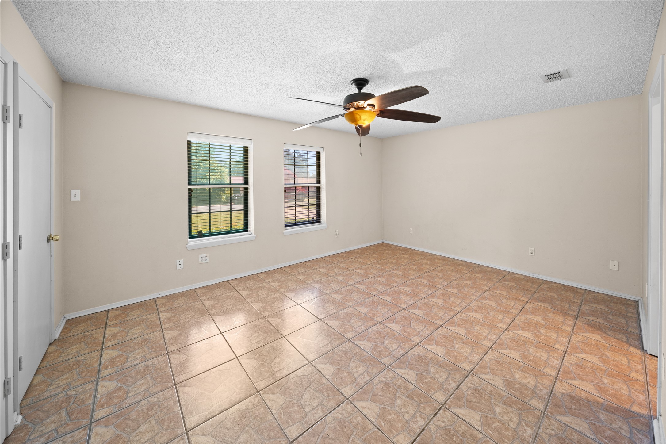 230 County Road 2302 Mineola TX 75773