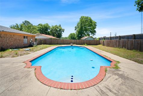 230 County Road 2302 Mineola TX 75773